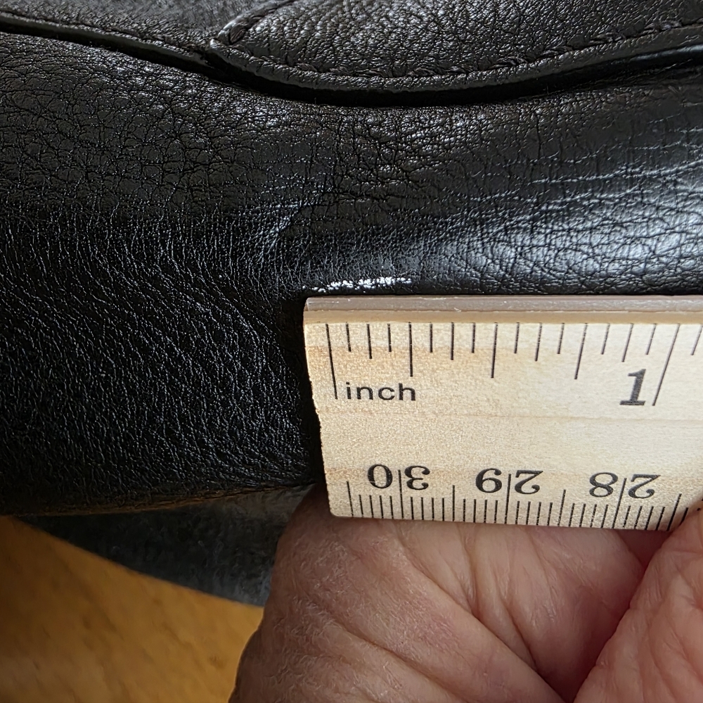 Frey 100% Leather Gold Hardware Black Hobo Satchel Purse 12 1/2 W X 7" D X 10" H - Picture 7 of 11
